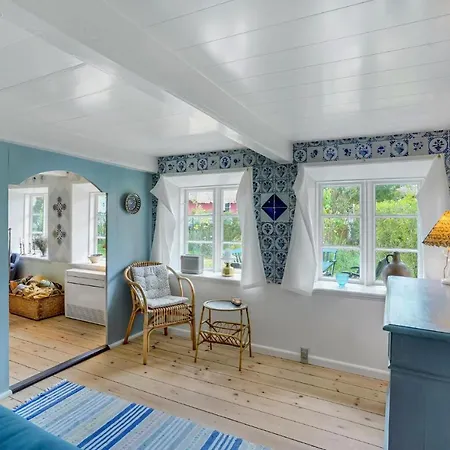 3 Bedroom Cozy In Feriehus *