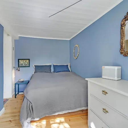 3 Bedroom Cozy In *