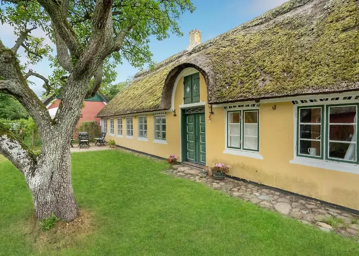 Prázdninový dům 3 Bedroom Cozy In *